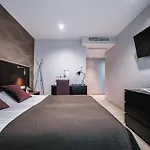 Pax Hotel 3*