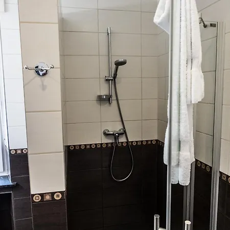 Szálloda Pax Luxemburg