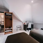 Pax Hotel